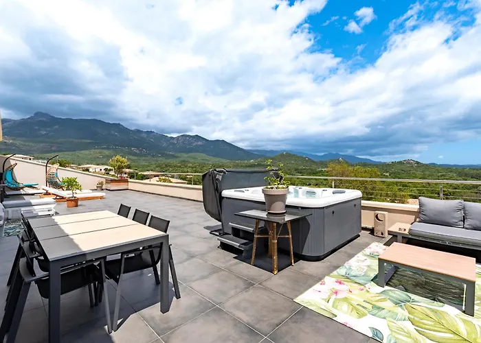 Maison Mawie - Vue Montagne Piscine Jacuzzi Hébergement de vacances Sotta