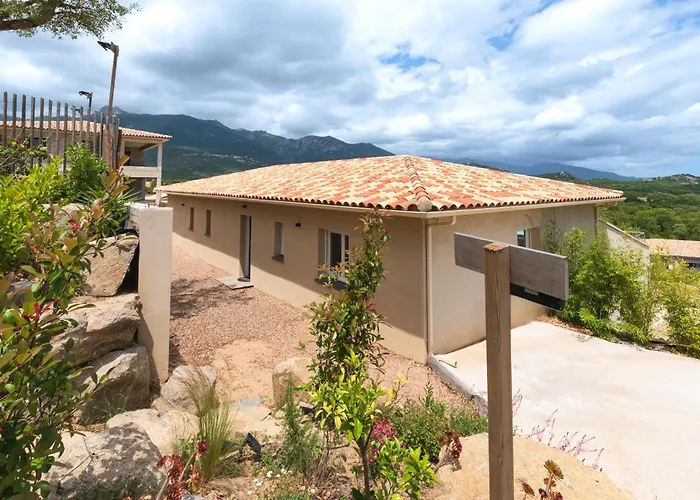 Maison Mawie - Vue Montagne Piscine Jacuzzi * Sotta
